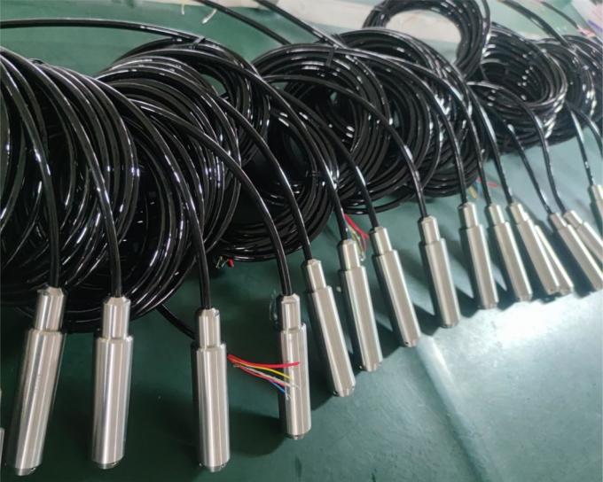 0.5-4.5V तरल स्तर ट्रांसमीटर 4-20mA पानी टैंक स्तर ट्रांसमीटर सेंसर 6